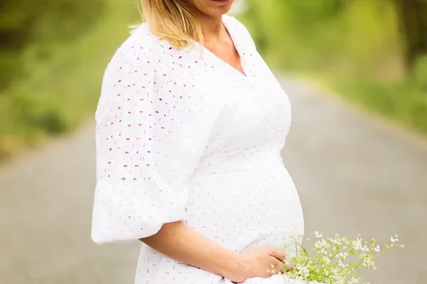 Kismama fotó 6 – Lilla Popovics fotós Pest megye