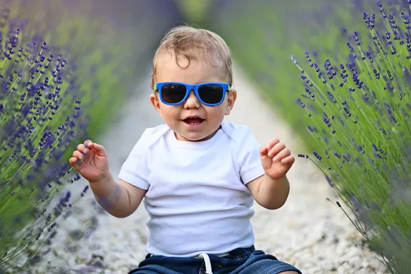 Újszülött fotó 2 – Lilla Popovics fotós Budapest