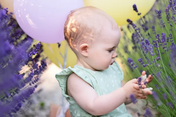 Újszülött fotó 7 – Lilla Popovics fotós Budapest